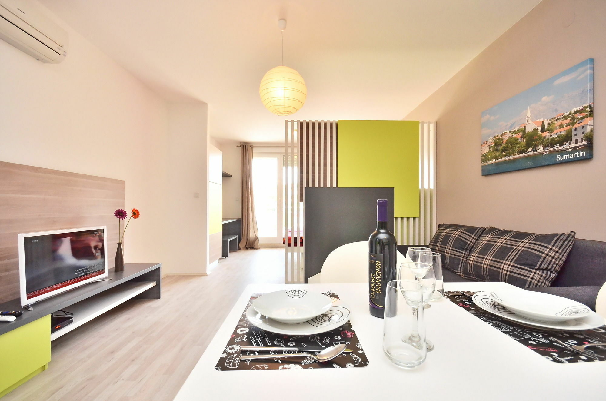 Bretia Apartments Sutivan Exterior photo