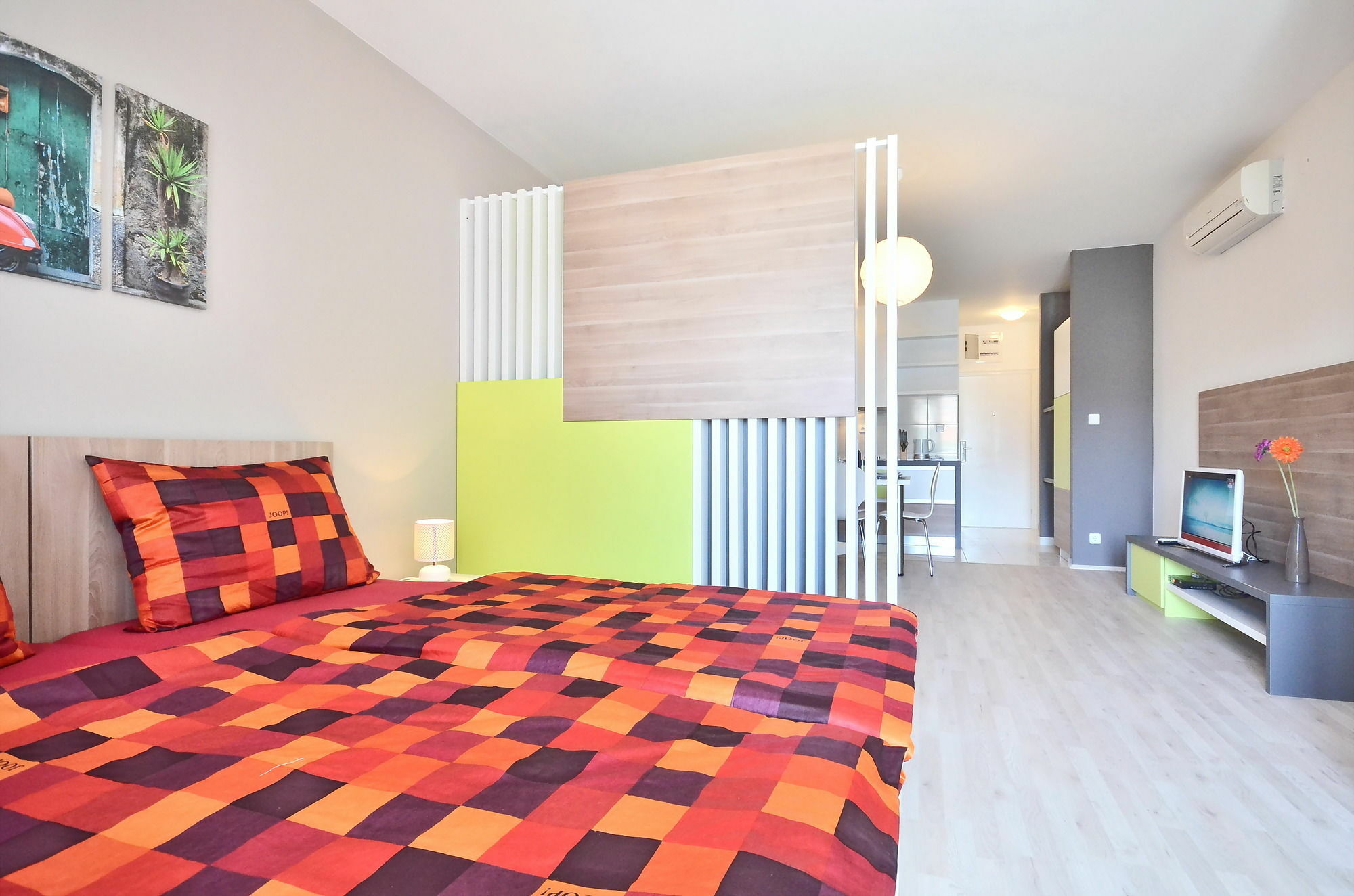 Bretia Apartments Sutivan Exterior photo